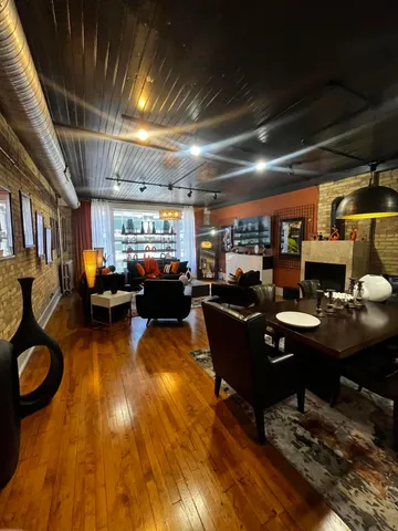 $1,850,000 | 524 North Water Street, Milwaukee, WI 53202