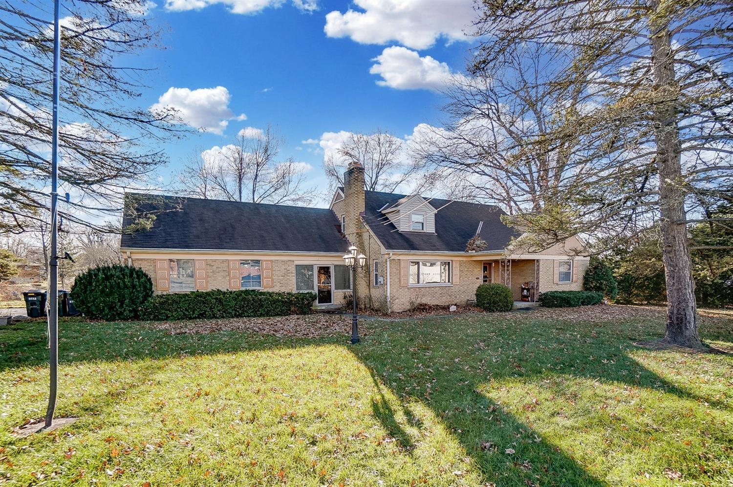 2711 Banning Road Cincinnati, OH 45239 - Photo 3 of 50 Gallery Image 3