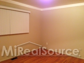 18117 East 13 Mile Road Fraser, MI 48026 - Photo 12 of 30 31175820-11.JPG