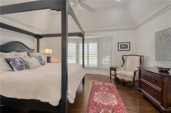 $1,175,000 | 7 Le Mans Court, Prairie Village, KS 66208