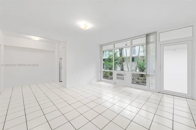 $1,875 | 1850 Meridian Avenue, Unit 7, Miami Beach, FL 33139