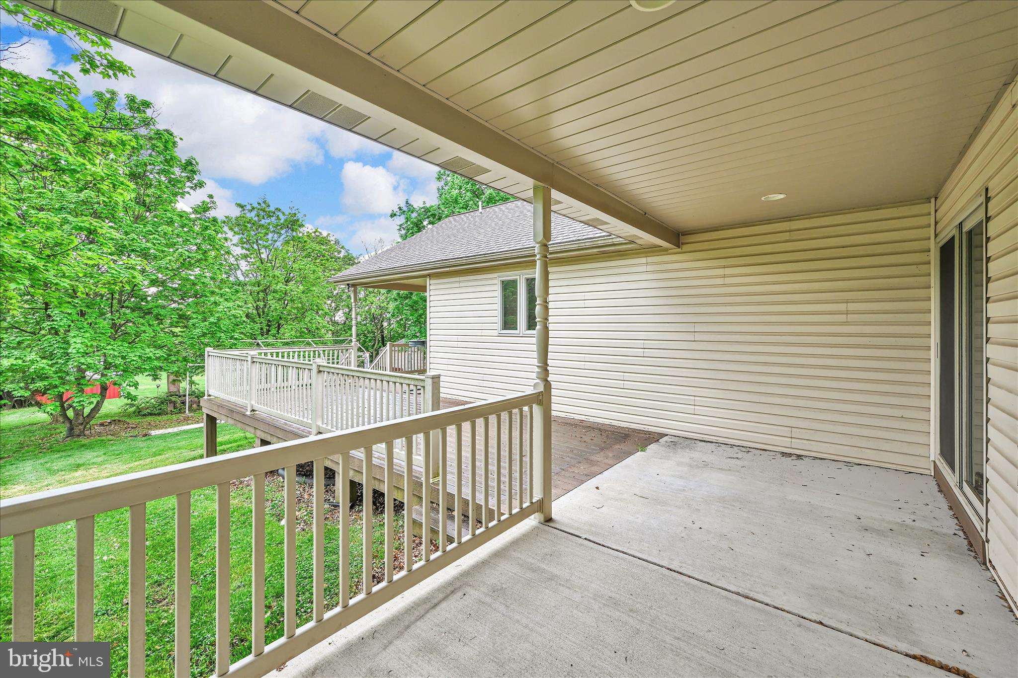 720 Kimmerlings Road Lebanon, PA 17046 - Photo 22 of 31 Side Patio