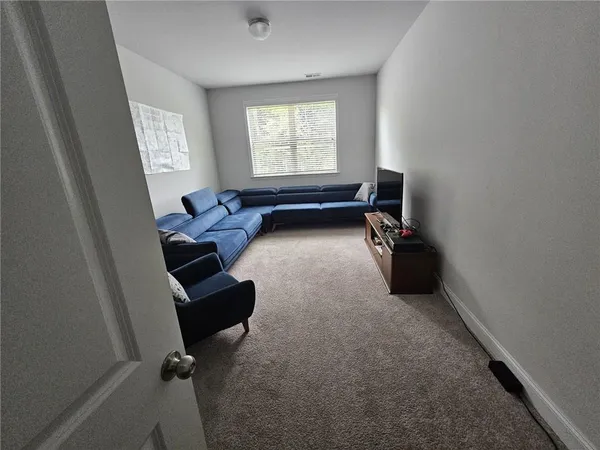 $2,690 | 7475 Easton Valley Lane, Cumming, GA 30028