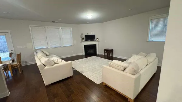 $2,690 | 7475 Easton Valley Lane, Cumming, GA 30028