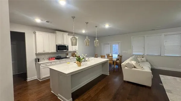 $2,690 | 7475 Easton Valley Lane, Cumming, GA 30028