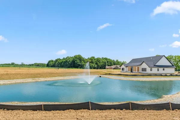 $159,900 | 10802 Conrad Creek, Leo, IN 46765