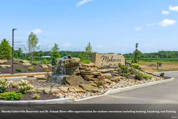 $159,900 | 10802 Conrad Creek, Leo, IN 46765