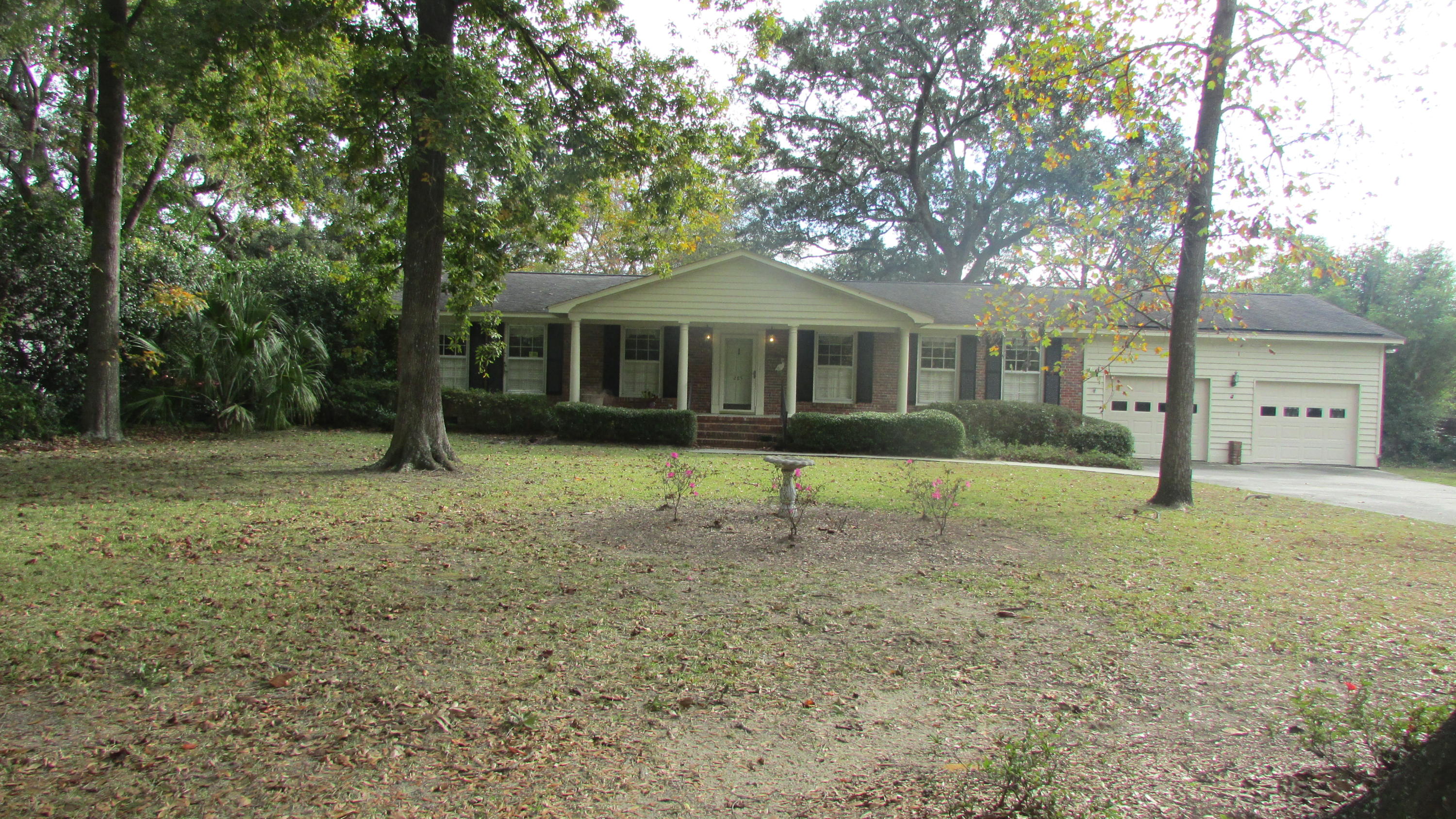 285 Copahee Road Mount Pleasant, SC 29464 - Photo 2 of 5 IMG_2444