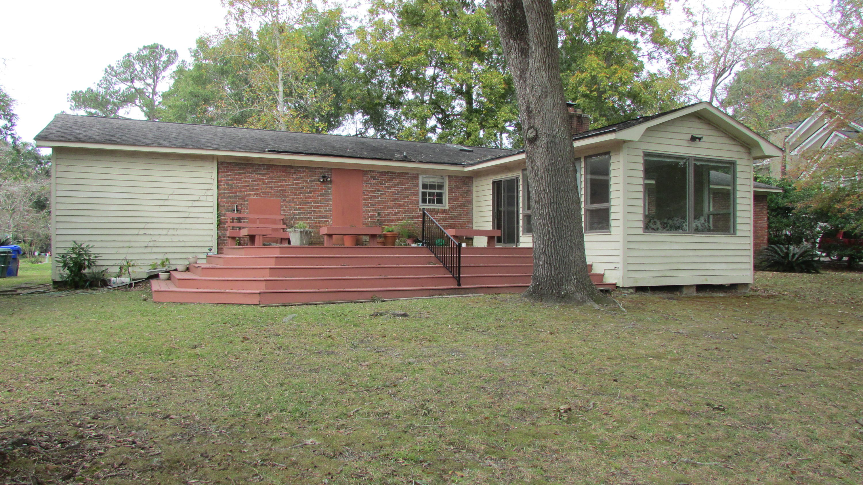 285 Copahee Road Mount Pleasant, SC 29464 - Photo 5 of 5 IMG_2450