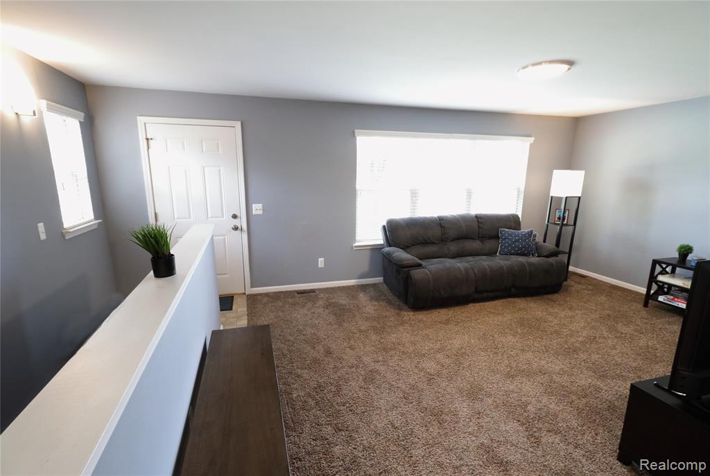 17069 East 14 Mile Road, Unit 8 Fraser, MI 48026 - Photo 4 of 28 Gallery Image 4