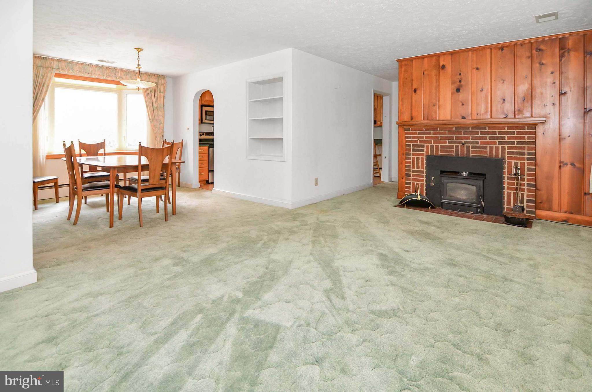17313 Donora Road Silver Spring, MD 20905 - Photo 5 of 50