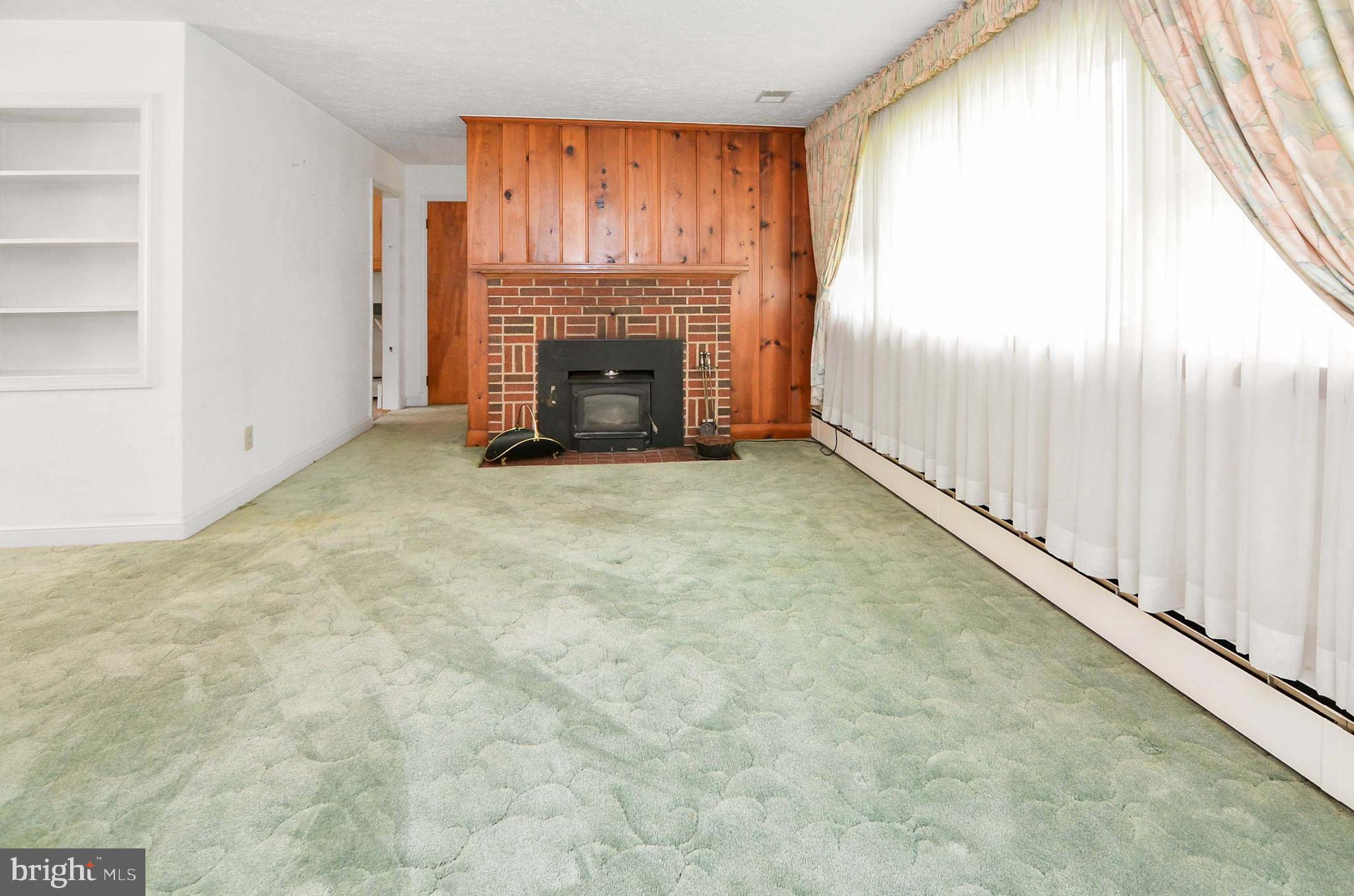 17313 Donora Road Silver Spring, MD 20905 - Photo 6 of 50