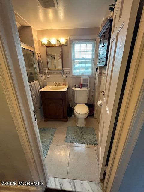 141 High Street Woodbridge, NJ 07095 - Photo 28 of 43 Bathroom 2nd Floor 1