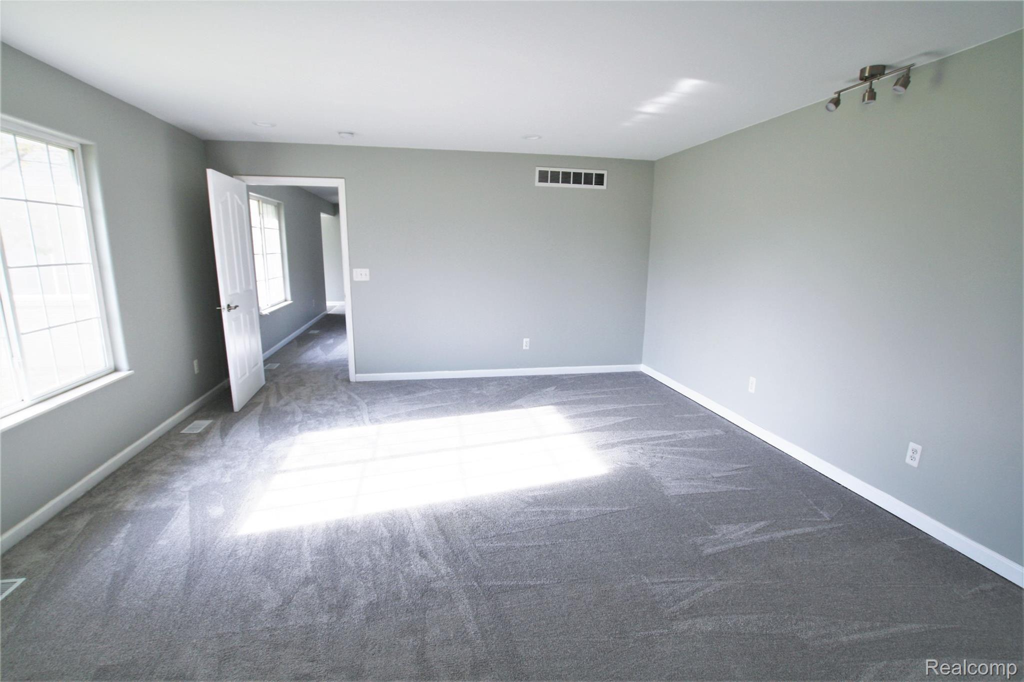11260 Rose Road Emmett, MI 48022 - Photo 25 of 39 IMG_4628.JPG