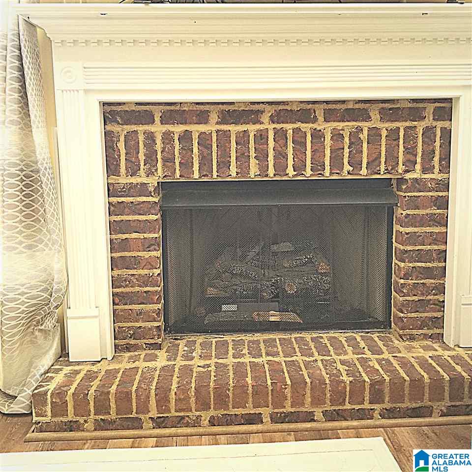 2428 Ridgemont Drive Birmingham, AL 35244 - Photo 4 of 17