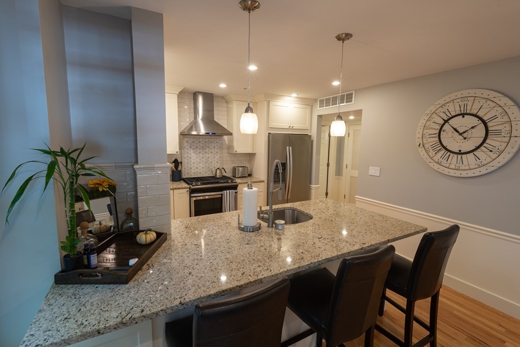 17 Neponset Street, Unit A Canton, MA 02021 - Photo 9 of 18