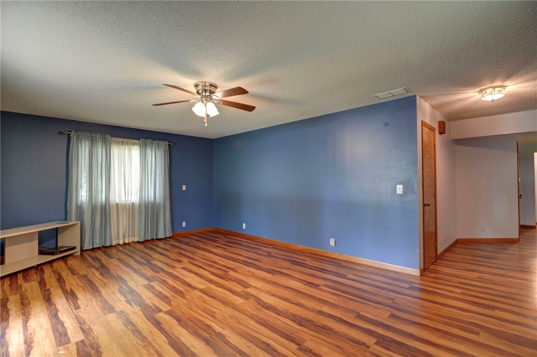 630 Montgomery Lane Decatur, IL 62526 - Photo 8 of 33