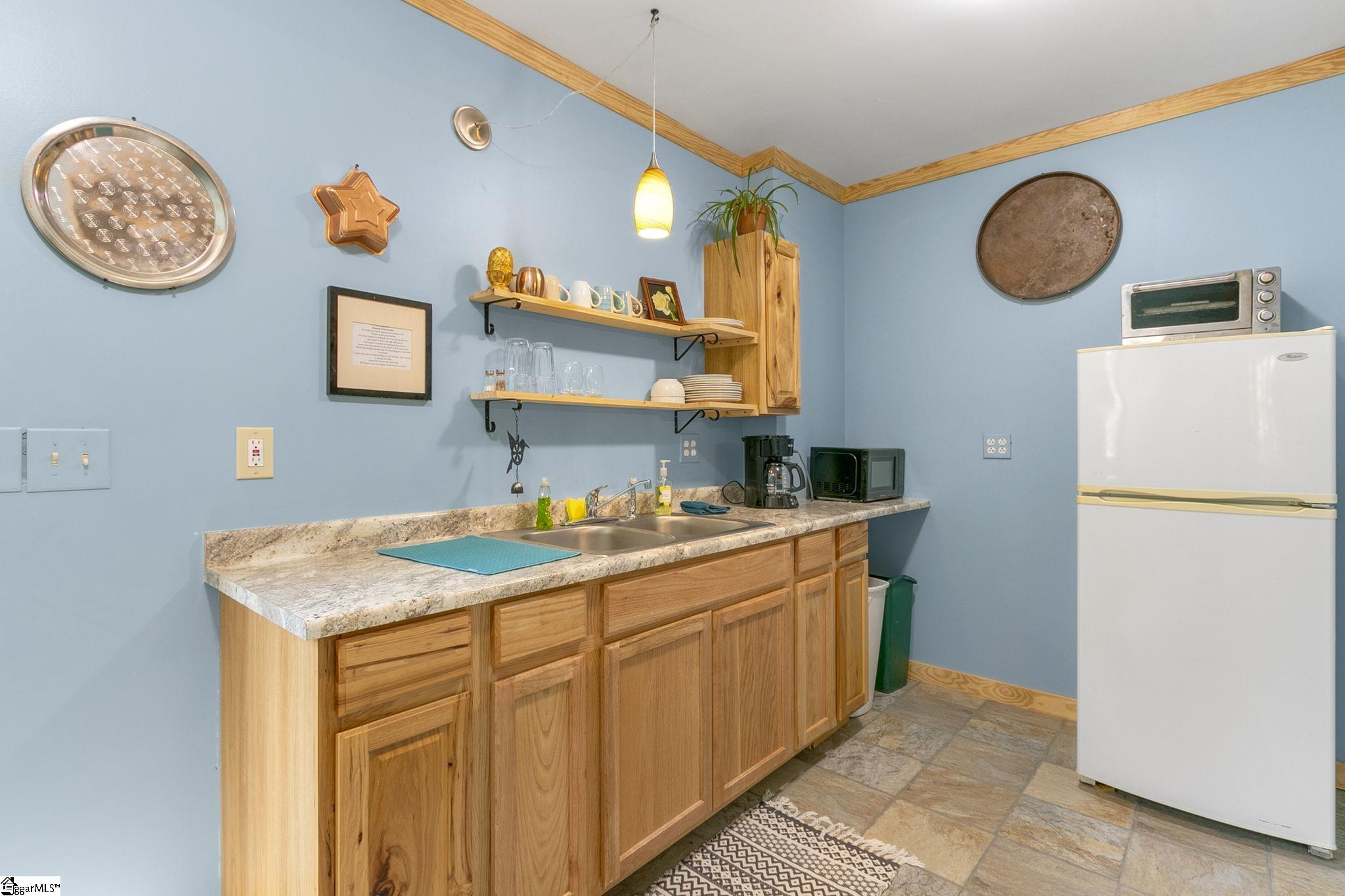 208 Hunters Ridge Pickens, SC 29671 - Photo 26 of 35
