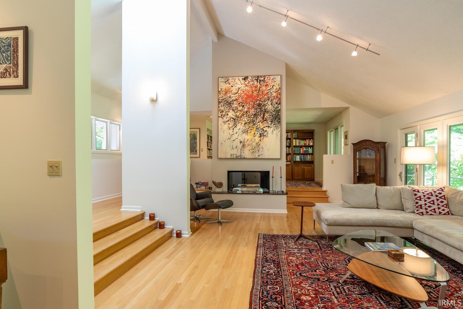 5455 East James Road Bloomington, IN 47408 - Photo 3 of 36 Gallery Image 3