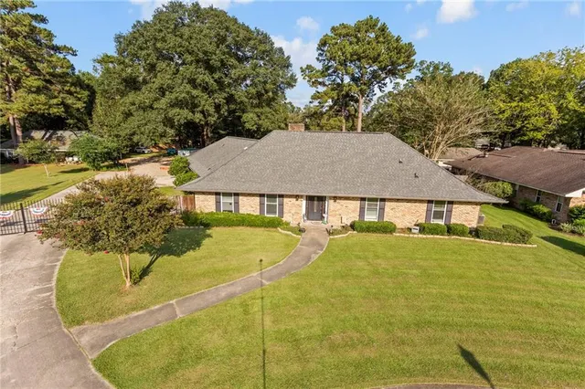 $410,000 | 8028 Chaperral Drive, Denham Springs, LA 70726