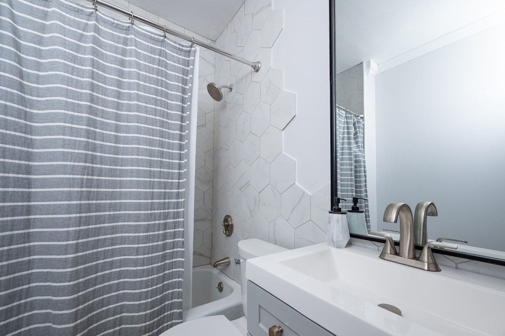 75 Bickford Road Braintree, MA 02184 - Photo 13 of 27 Gallery Image 13