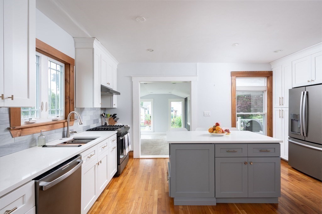 75 Bickford Road Braintree, MA 02184 - Photo 9 of 27 Gallery Image 9