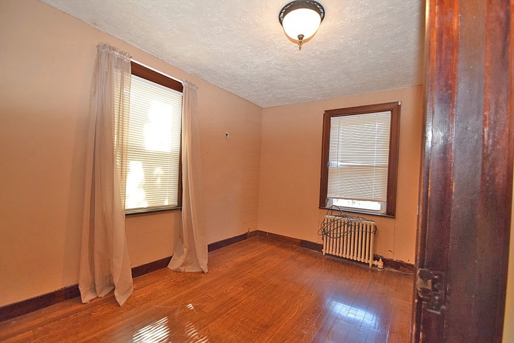 28 Silver Street Randolph, MA 02368 - Photo 20 of 32