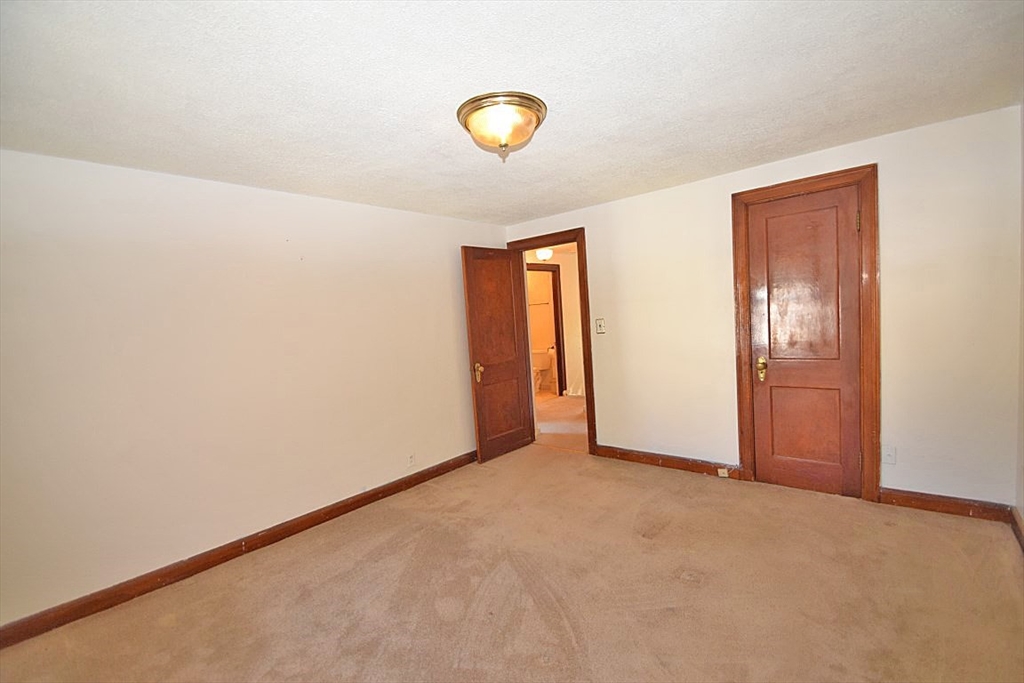 28 Silver Street Randolph, MA 02368 - Photo 24 of 32