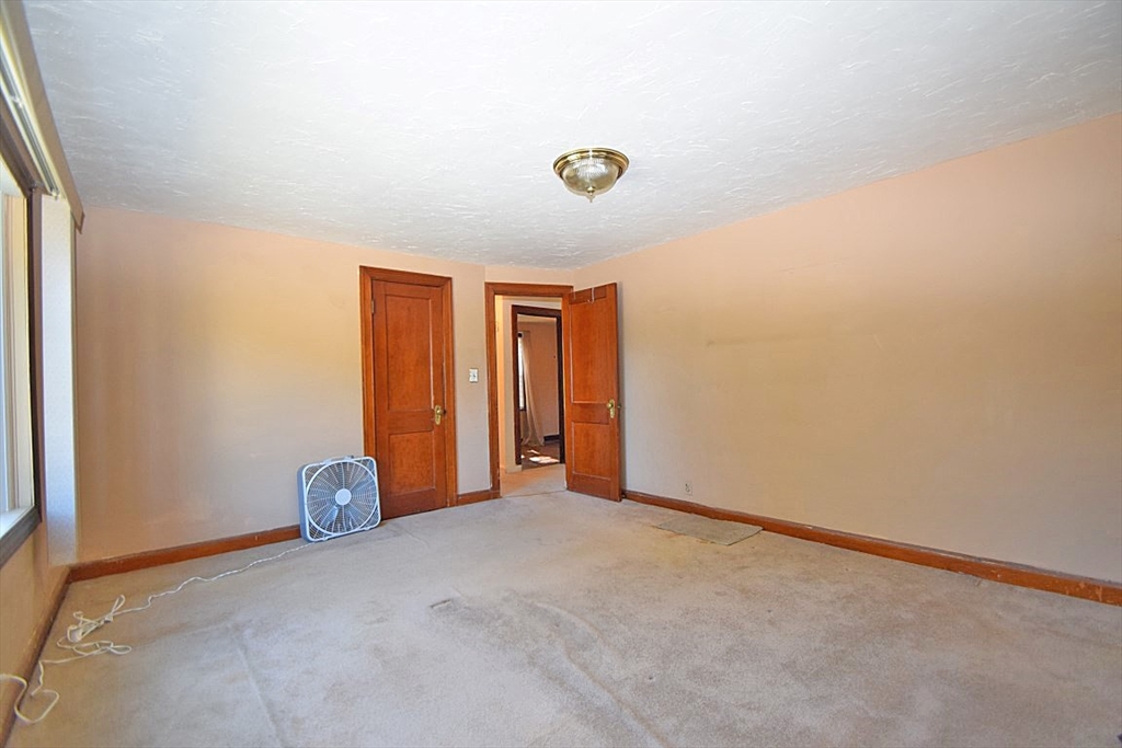 28 Silver Street Randolph, MA 02368 - Photo 26 of 32