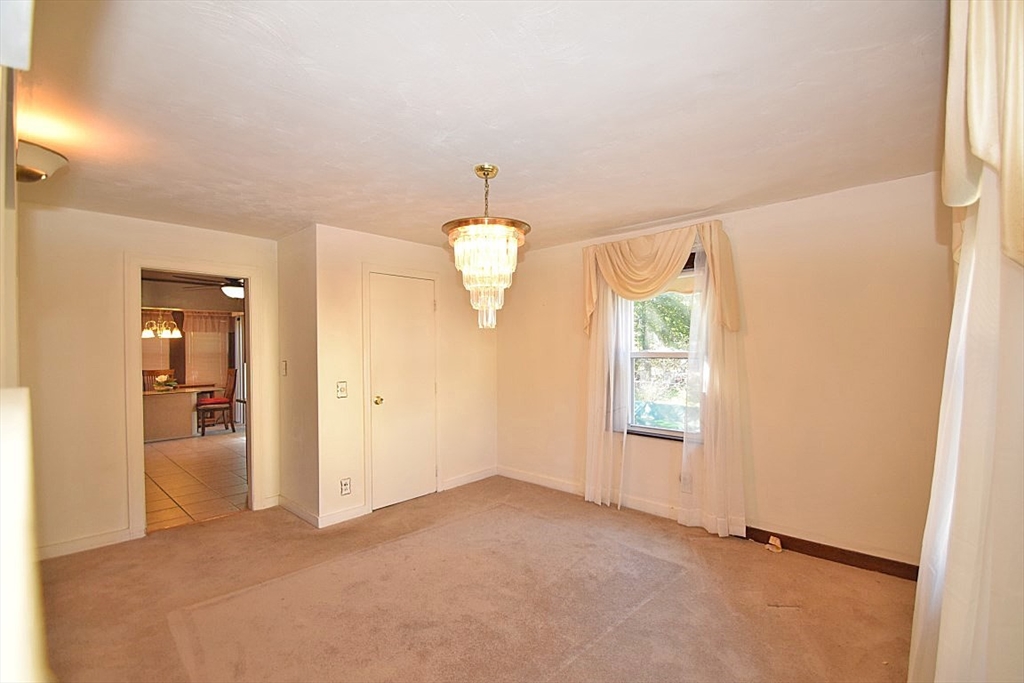 28 Silver Street Randolph, MA 02368 - Photo 9 of 32
