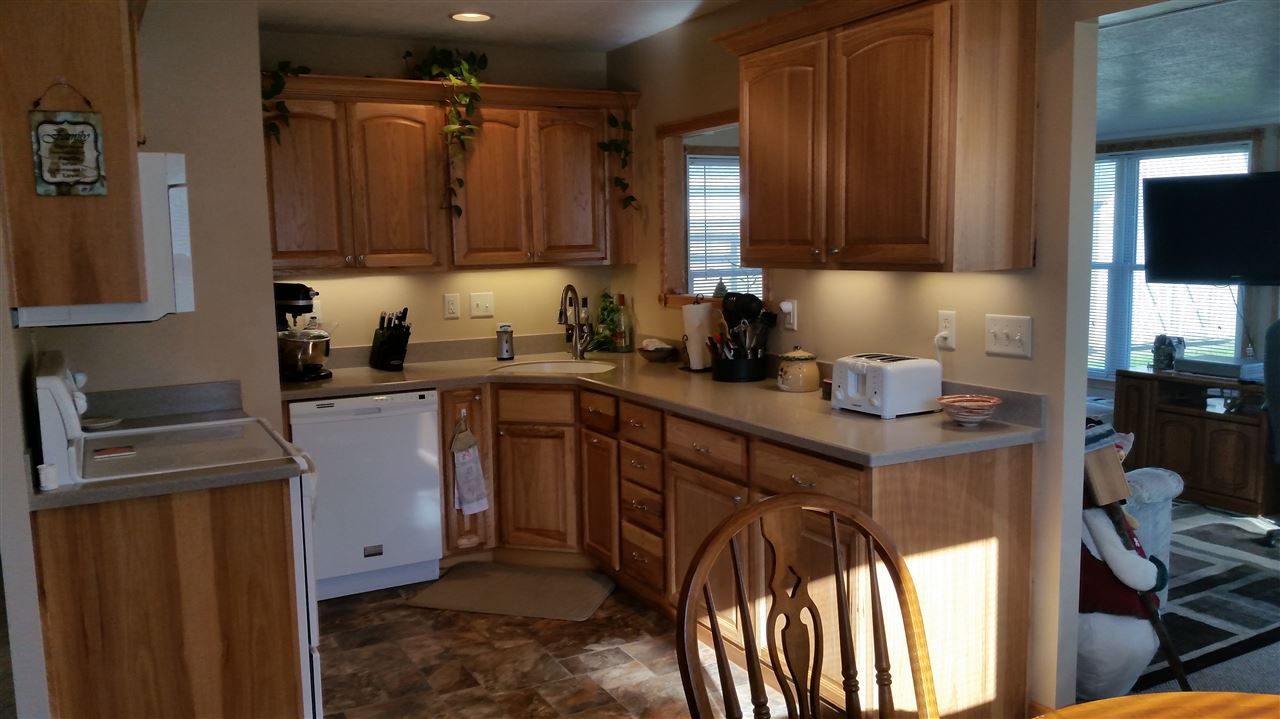 5107 Chadwick Road Evansville, IN 47710 - Photo 4 of 19 Gallery Image 4