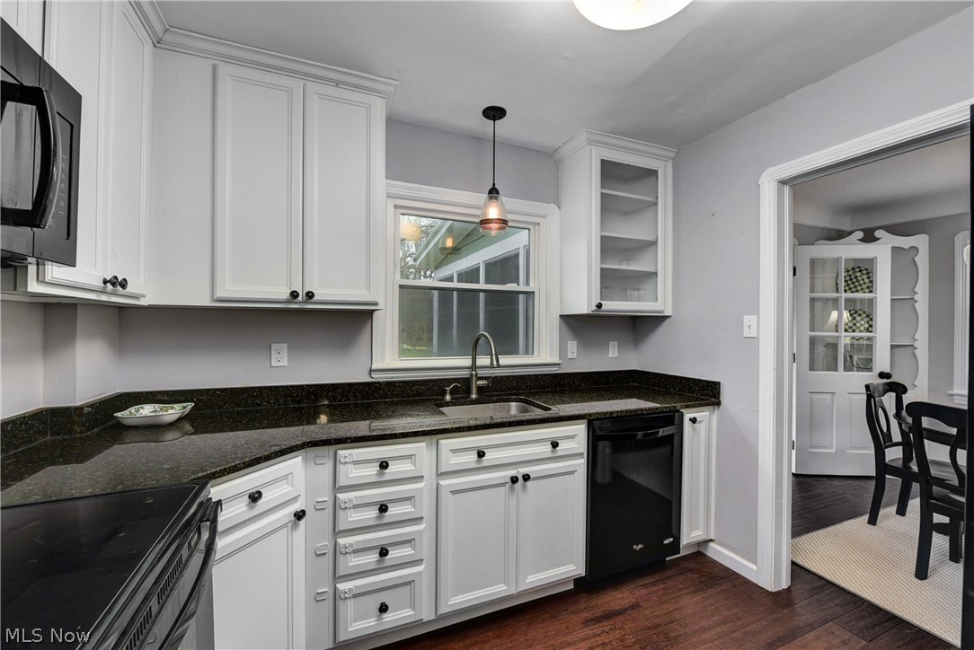 543 Upland Road Bay Village, OH 44140 - Photo 13 of 35