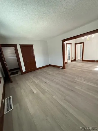 $1,700 | 301 Crestwood Avenue, Buffalo, NY 14216