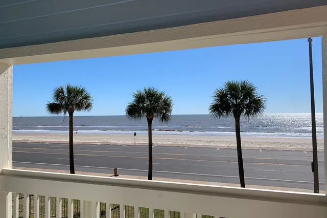 $289,000 | 7000 Seawall Boulevard, Unit 624, Galveston, TX 77551