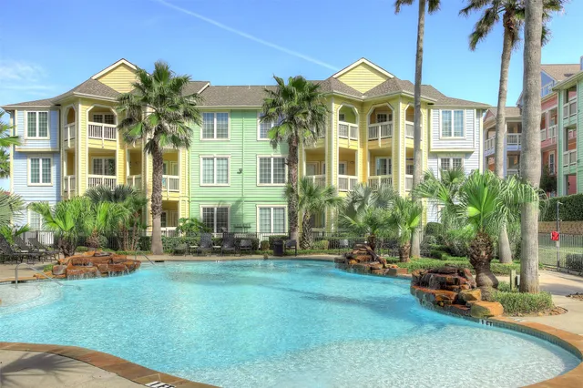 $289,000 | 7000 Seawall Boulevard, Unit 624, Galveston, TX 77551