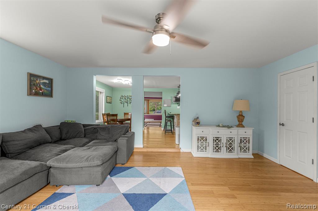 18491 Savage Road Belleville, MI 48111 - Photo 23 of 49