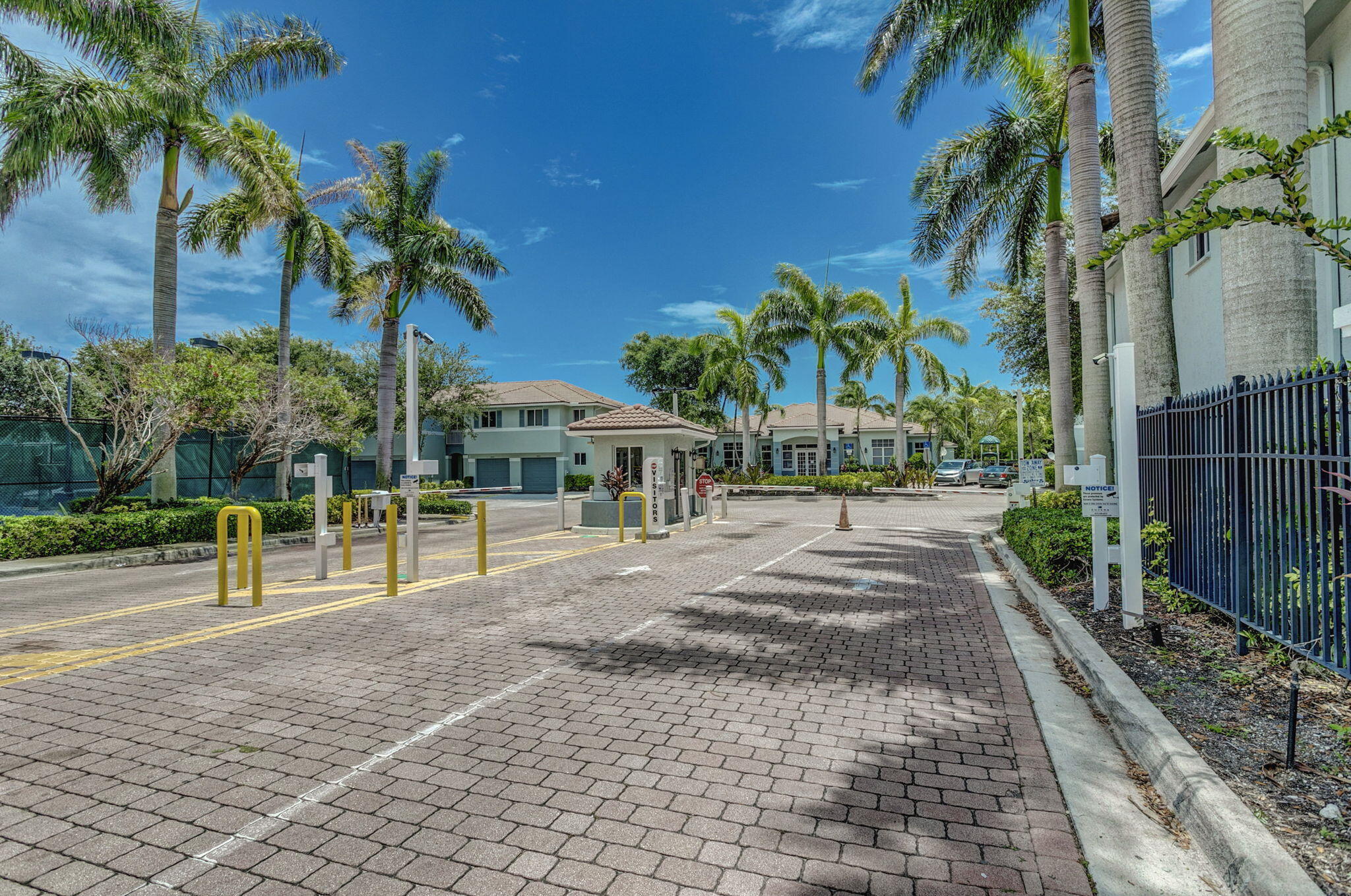 1907 Hibiscus Lane Riviera Beach, FL 33404 - Photo 73 of 73 73-web-or-mls-320A9141