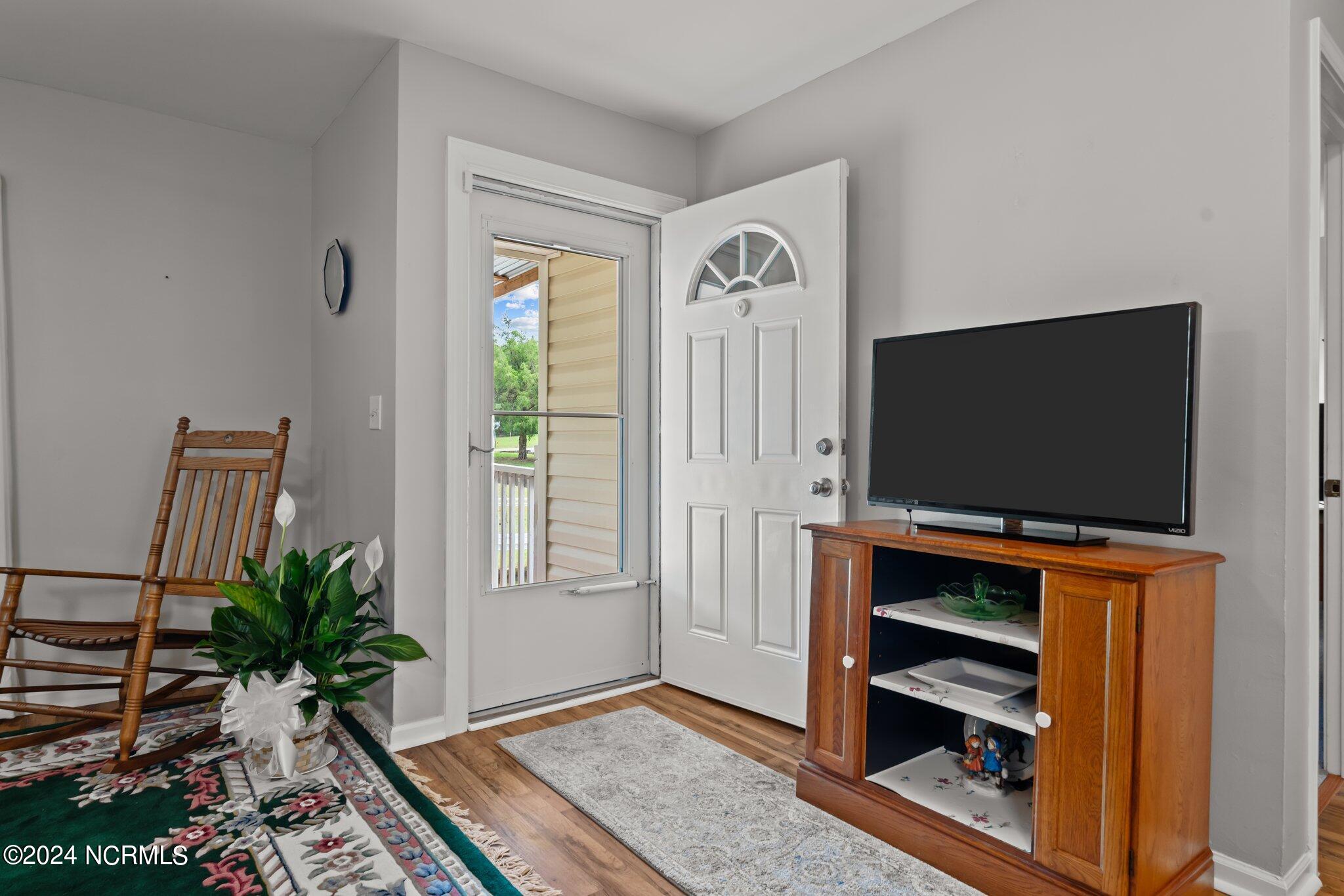 4432 Carthage Road West End, NC 27376 - Photo 4 of 39 35-web-or-mls-DSC01919
