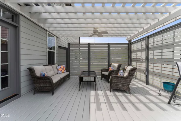 a picture of city view