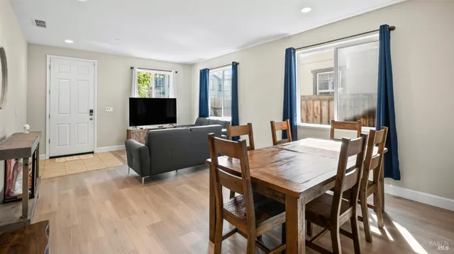 $620,000 | 2084 Parsons Drive, Fairfield, CA 94533