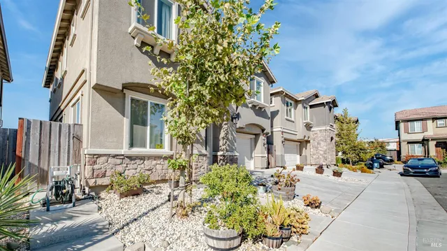 $620,000 | 2084 Parsons Drive, Fairfield, CA 94533