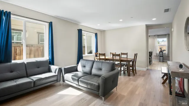 $620,000 | 2084 Parsons Drive, Fairfield, CA 94533