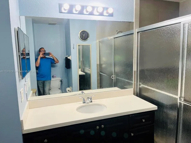 $395,000 | 10902 Northwest 83rd Street, Unit 112, Doral, FL 33178