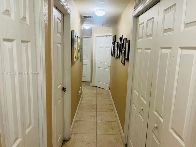 $395,000 | 10902 Northwest 83rd Street, Unit 112, Doral, FL 33178