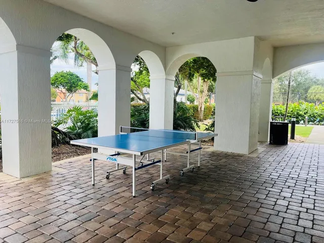 $395,000 | 10902 Northwest 83rd Street, Unit 112, Doral, FL 33178