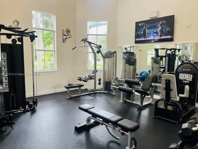 $395,000 | 10902 Northwest 83rd Street, Unit 112, Doral, FL 33178
