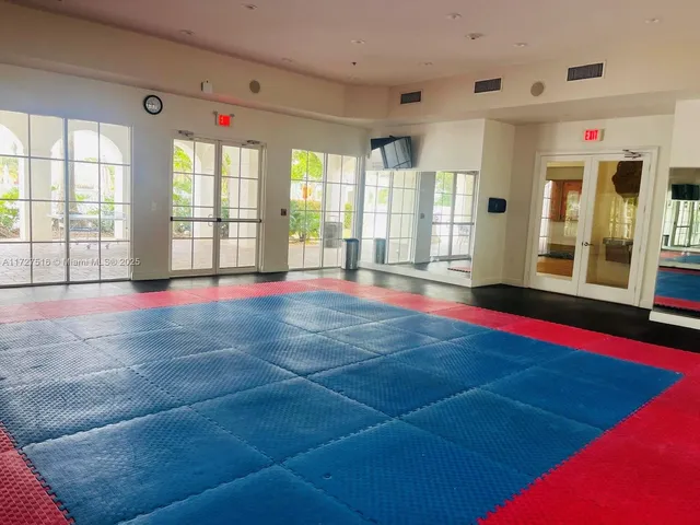 $395,000 | 10902 Northwest 83rd Street, Unit 112, Doral, FL 33178