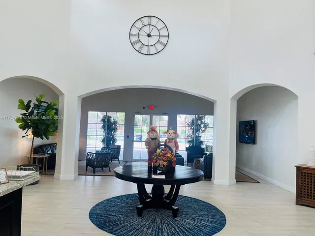 $395,000 | 10902 Northwest 83rd Street, Unit 112, Doral, FL 33178