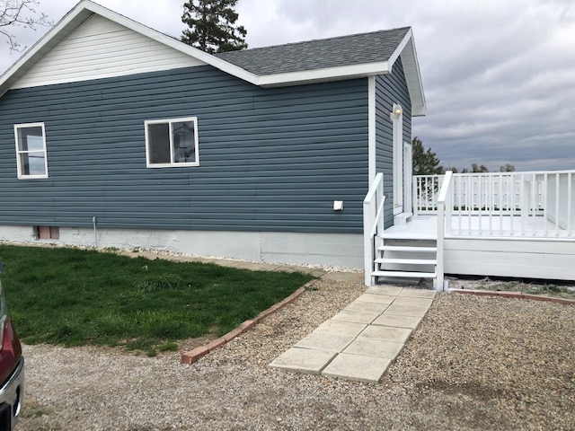 8619 Yoder Road Yoder, IN 46798 - Photo 2 of 12
