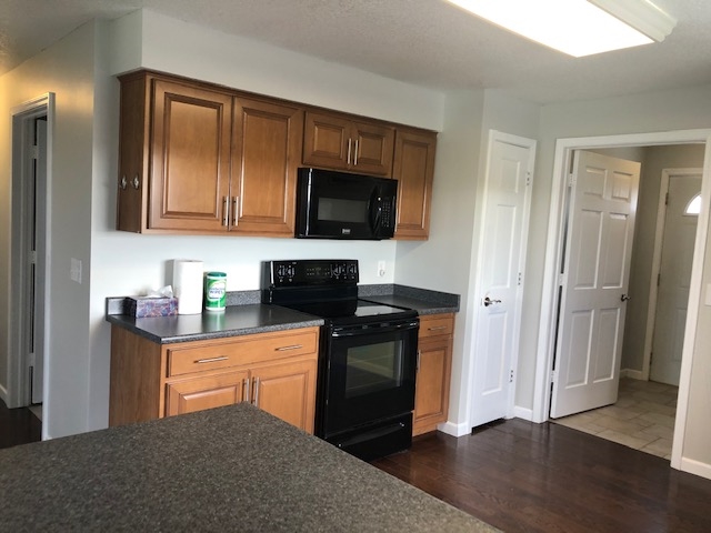 8619 Yoder Road Yoder, IN 46798 - Photo 5 of 12